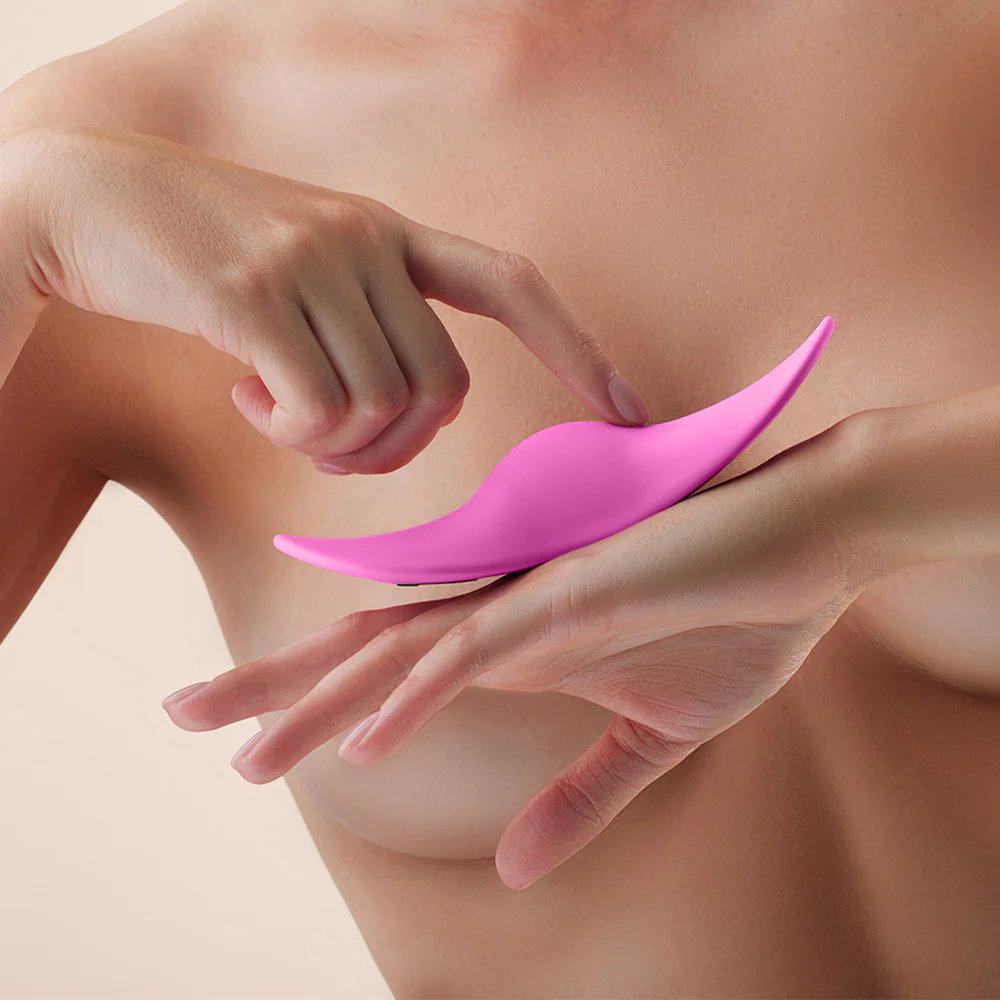 FemmeFunn Unda Remote Control Slimline Silicone Panty Vibrator - Image 5