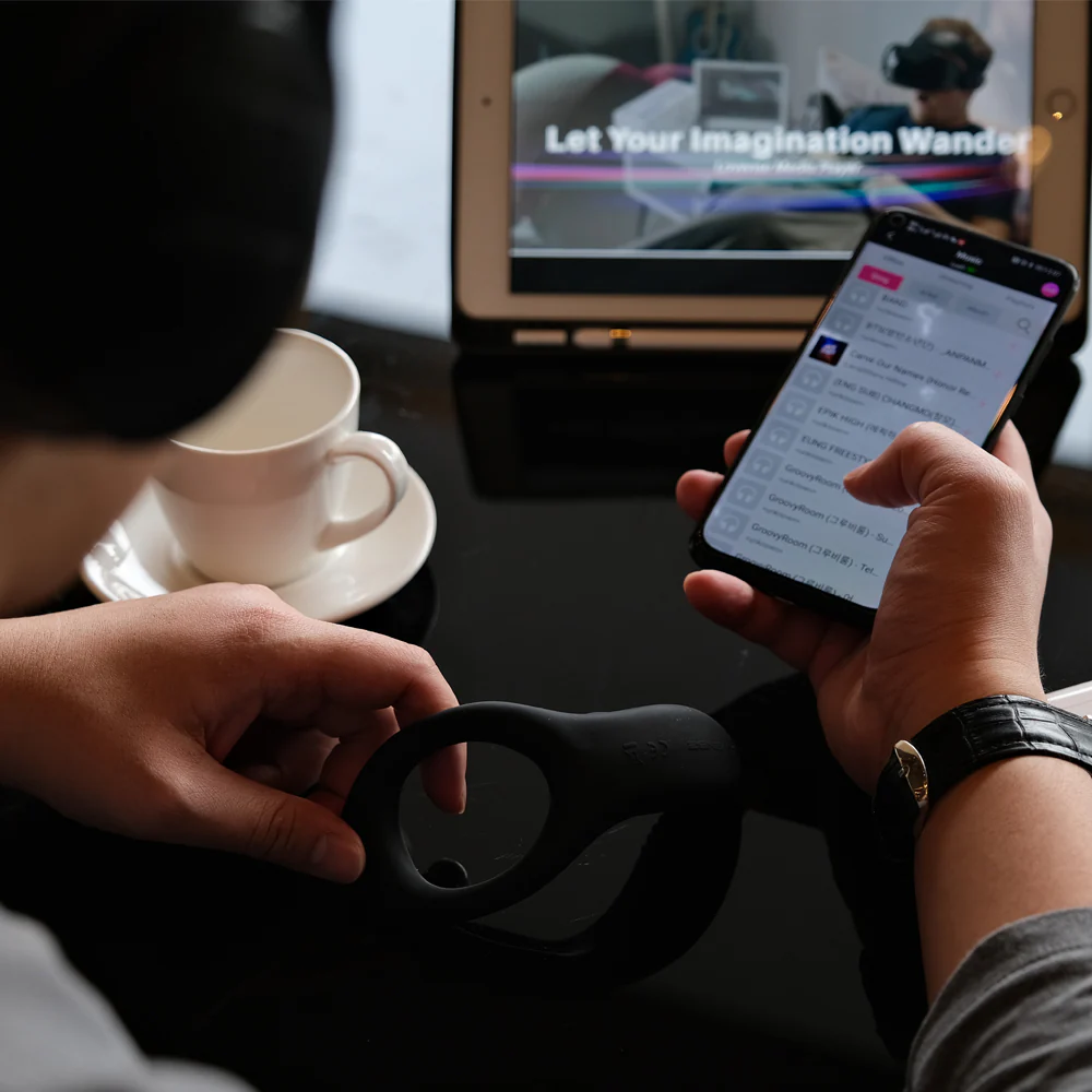 Lovense Diamo Bluetooth Vibrating Cock Ring With Perineal Arm - Image 4